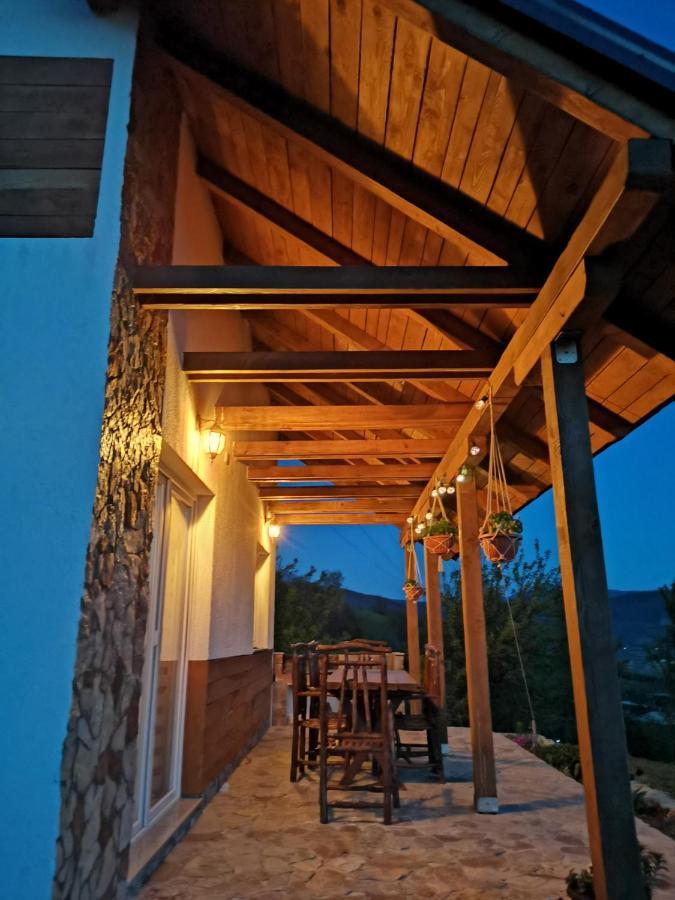 Nektar Park Villa Sara Bihać Esterno foto