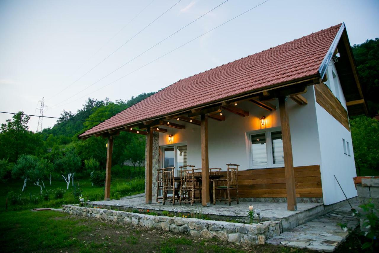 Nektar Park Villa Sara Bihać Esterno foto