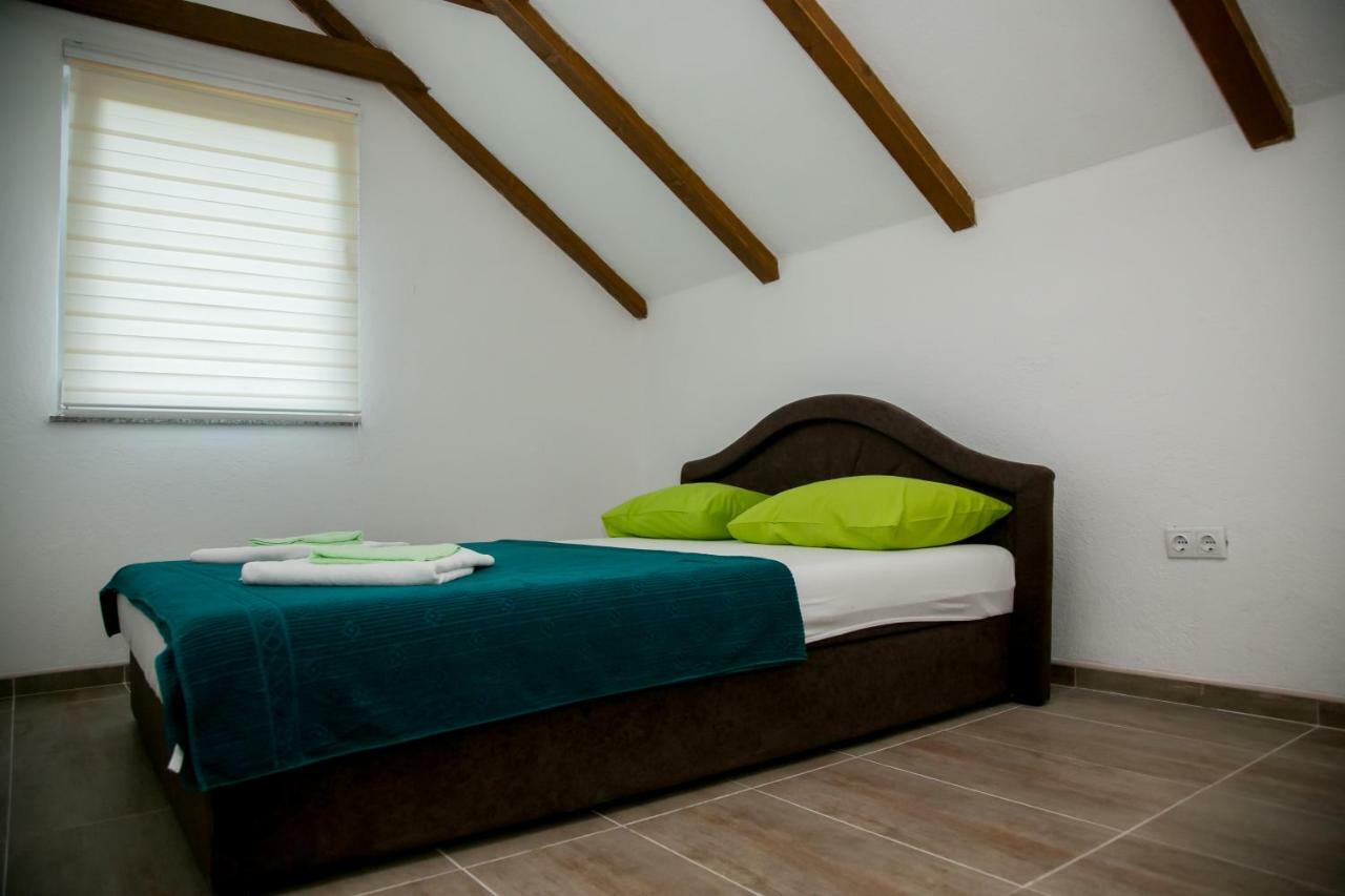 Nektar Park Villa Sara Bihać Esterno foto
